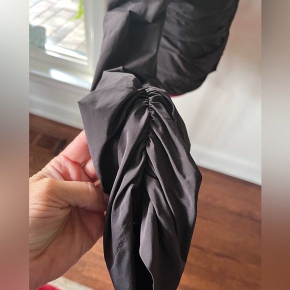 FASHIONABLE BLACK WIND/RAIN JACKET - Picture 7 of 11